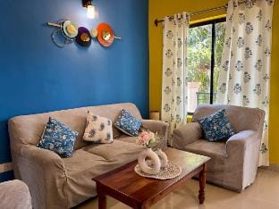 Aff2: 2bhk with pool in Vagator by Tanash Homes Vacation rental in Goa, India