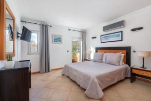 BnB Homes Comfortable Duplex Apartment 200 m beach Apartment in Porches