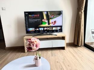 Ecopark, Sky Oasis (2 căn hộ cùng Tòa nhà S3) Apartment in Laos