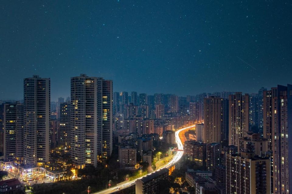 重庆君晟云端江景酒店 Hotel in China