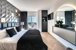 All About Villa Estrella de Oro Villa in Costa del Sol