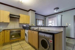 Westpoint Heart of Gold  Apartment in Sandton