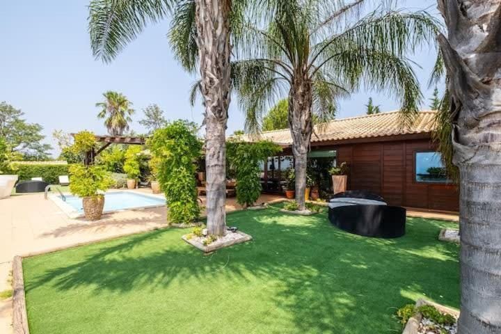 Villa Palm Retreat - Beautiful idyllic views Villa in Faro District