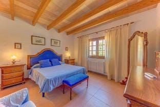 Villa Roma - spacious villa with panoramic views Villa in Raiguer