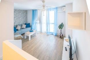 MM 5 - Apto 5 with views 1st beach line Apartment in Mataró
