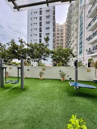 Palladium Iloilo Executive Studio with 1 Bedroom Apartment in Iloilo City