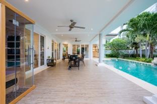 Kira - Japandi Escape w/Sauna & Rooftop cinema Villa in Hua Hin District