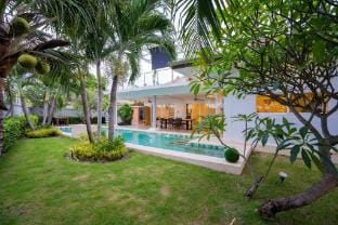 Kira - Japandi Escape w/Sauna & Rooftop cinema Villa in Hua Hin District