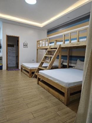 Casa Amoris Uno | Hotspring | Sleeps 30 Villa in Calabarzon