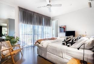 Aquabelle One on Rye Beach Apartment in Melbourne