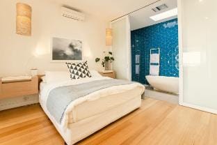 Aquabelle Five with Rye Pier views Apartment in Melbourne