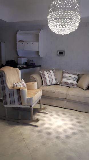 Qloe's  homes  apartement 73 M Apartment in Jakarta