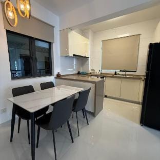 Regalia Park 2B1R 8pax Condo Forest City Vacation rental in Johor