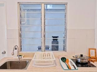 Cosy BatuKawan Homestay 12 Pax ~ IKEA ~Entire Home Vacation rental in Penang