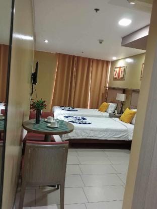 Studio Deluxe Antel Spa Residences unit 9-E Villa in Manila City