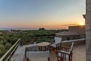 Mani Harmony Stone House Villa in Messenia