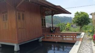 Arreneuz Villa Syariah Ciwidey Villa in West Java