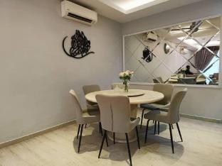 Rania HomeStay Taman Sri Kluang, Kluang, Johor Vacation rental in Johor