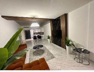 Stunning skyviewluxury apt floor 50+#99 Vacation rental in Istanbul