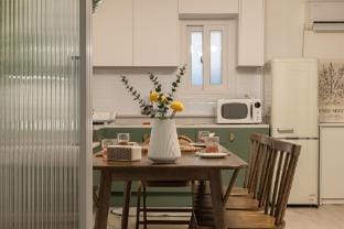 BIG 넓은 2룸-석촌역5분-6인/주차가능/잠실 롯데타워/송리단길/그린스테이 Apartment in Seoul