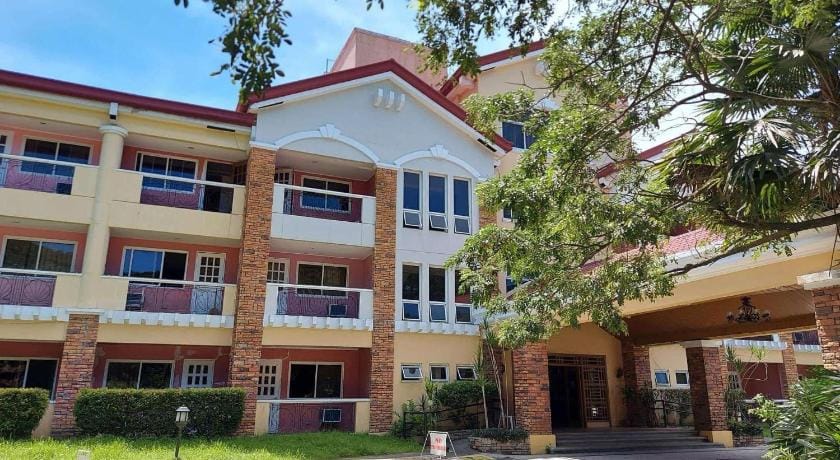2-4Pax Condo Unit in Subic Bay Apartment in Olongapo