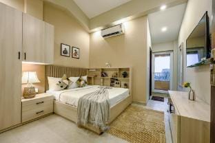 Alaya Stays 3 BHK Veera Marina Apartment with Pool Apartment in Candolim