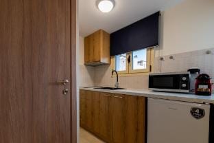 Aphrodite Flat in Historic Centre Vacation rental in Plaka