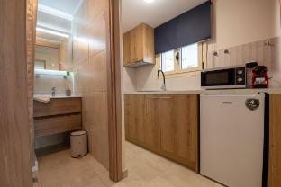Aphrodite Flat in Historic Centre Vacation rental in Plaka