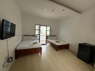 Green Escape Beach Resort R6 Vacation rental in Puerto Galera