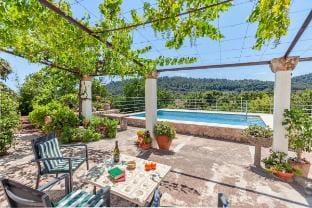 Villa Fabian - Beautiful views Villa in Raiguer