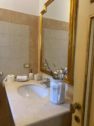 Quiet room in a countryhouse~casa ventuno, room 2 Vacation rental in Apulia