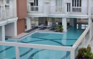 LexZane's Tagaytay Vacation Pad Apartment in Tagaytay