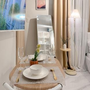 Corner Unit with City View Near Ayala and Fuente Apartment in Cebu City