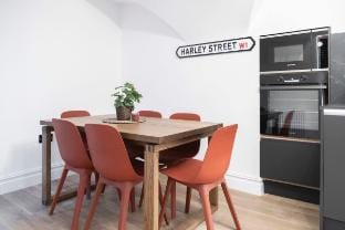 Modern 2-Bed Apartment in the ♥️ of Central London Apartment in City of Westminster