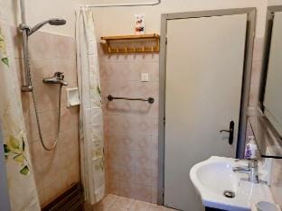 Casa Vitiolo - left section Vacation rental in Marche