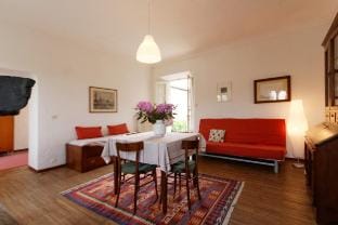 The courtyard.  Matilde apartment Vacation rental in Piedmont