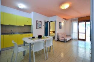 Beautiful holiday apartment with terrace Apartment in Bibione
