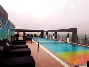 SHP Plaza 2 Bedroom Khanh Phong Homestay Apartment in Laos