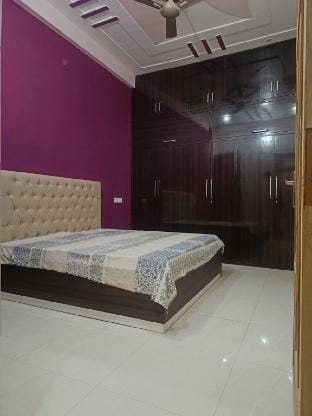 Flats in Prayagraj  Vacation rental in Uttar Pradesh