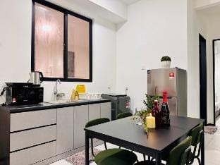 cozy family stay urban airport sea and city view Vacation rental in George Town