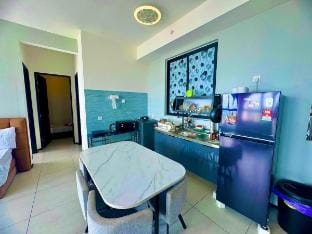 cozy family suites  3BR apartment 10pax komtarvie Vacation rental in George Town