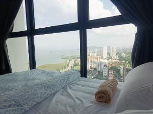 Familystay Home 3BR-10PAX (Urban suites) Vacation rental in George Town