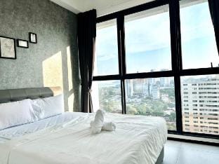 #Royal Luxury apartment in Georgetown (3BR-10PAX) Vacation rental in George Town