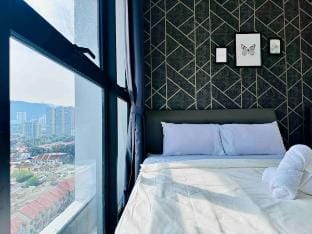 newly renovation apartment 3BR pool Vacation rental in George Town