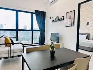 #Skycity & Sea View  Penang (3BR-10Pax) Vacation rental in George Town