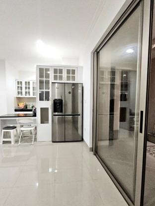 Shelz House. Cluster Miami PIK 2 . Vacation rental in West Java