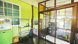 สวนยายเช้า โฮมสเตย์ Vacation rental in Thailand