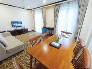 1-81 Riviera 2BR 4pax Private Suite - YouTube/WiFi Apartment in Malacca