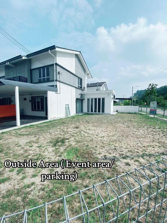 Tuah Homestay Puncak Alam Vacation rental in Selangor, Malaysia