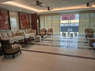 condo in makati, red residences Vacation rental in Pasay
